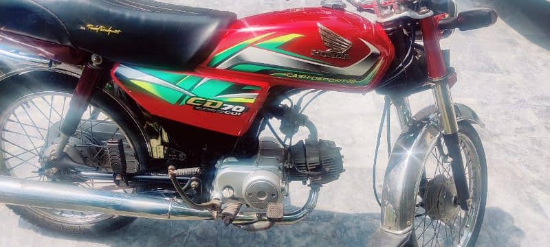 Honda cd 70 Red 2022 1