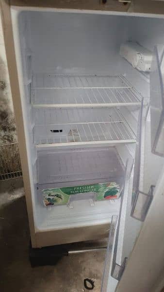 sale fridge new condition 4