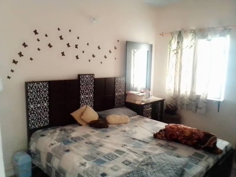 3 Bed D D Boundary Wall Near Maskan 7