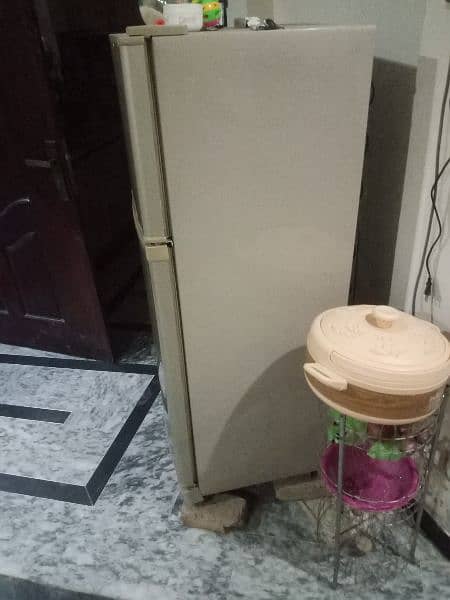 fridge hai condition bilkul sahi hai koi fault nahi hai 1