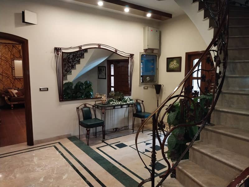 Staiana Road Batala Colony Faisalabad 3 Kanal House Fully Furnished For Rent 7