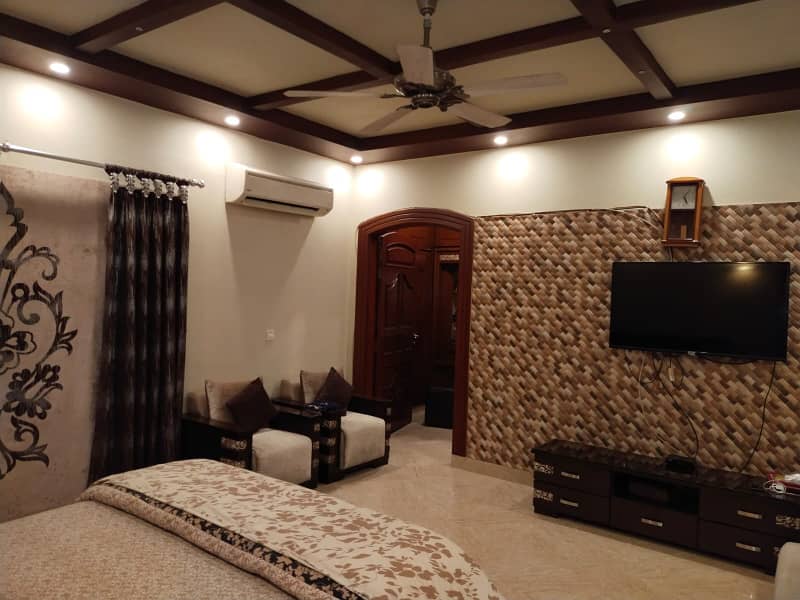 Staiana Road Batala Colony Faisalabad 3 Kanal House Fully Furnished For Rent 9