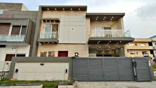 20 Marla Vip Fully Furnished House Niche Wala Portion Gate Separate For Rent Al-Noor Garden Society Area Boundary Wall Canal Road Faisalabad 0