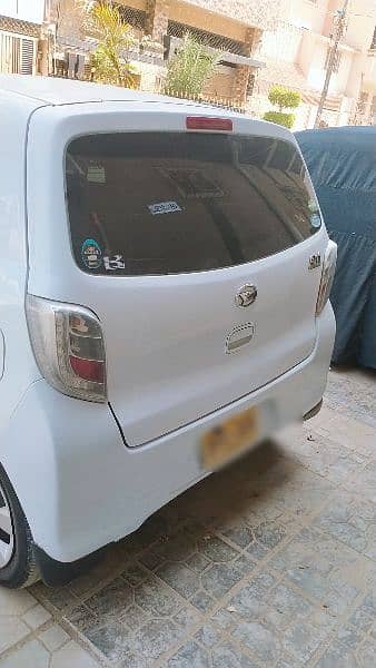 Daihatsu Mira 2015 4