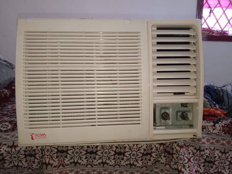 01 Ton AC RASONIC company  Contact 03039591069 3