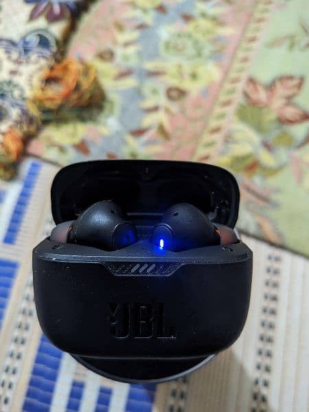 Jbl Tune 230 NC Tws Earbuds 4