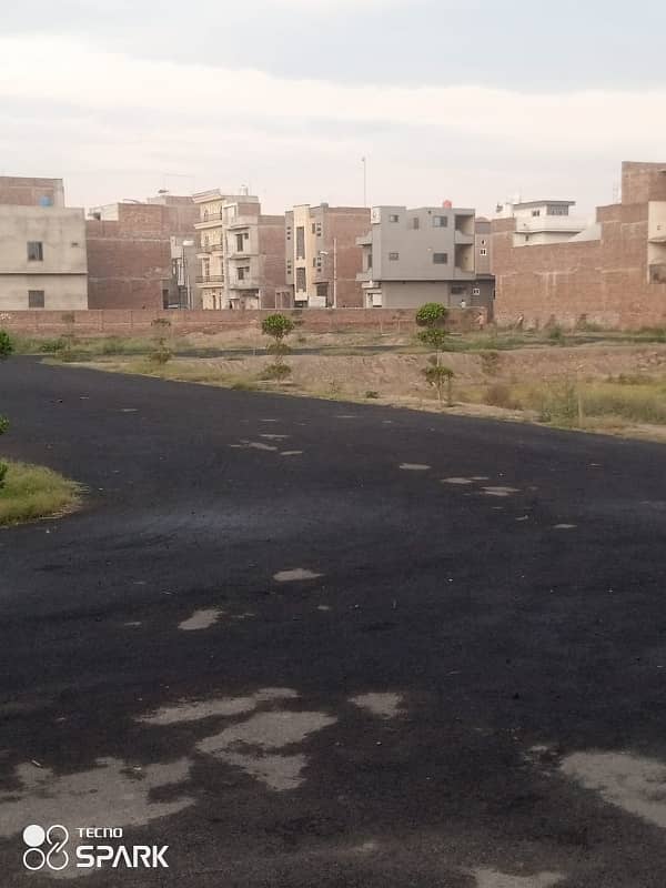 4 Marla Plot For Sale Alnoor Garden Executive Block Gated Society Boundary Wall 2