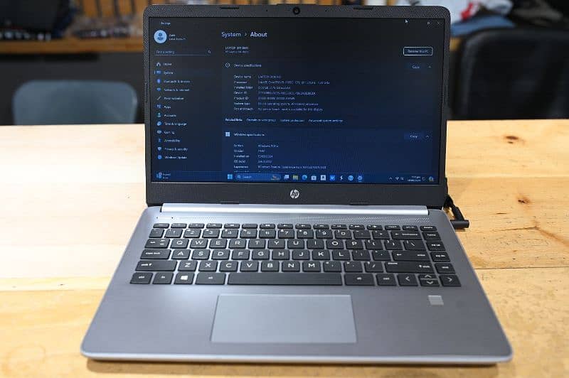 Hp Notebook 14 10th Gen Core i3 7