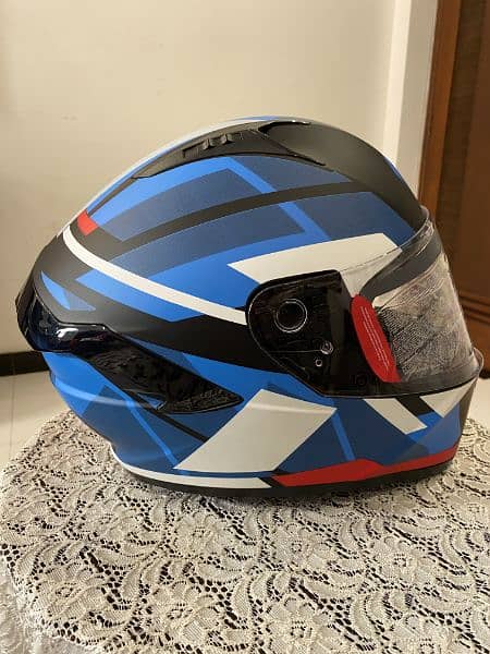 DOT APPROVED HELMET 1