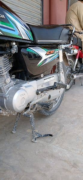 Honda CG125 23Model Genuine 3