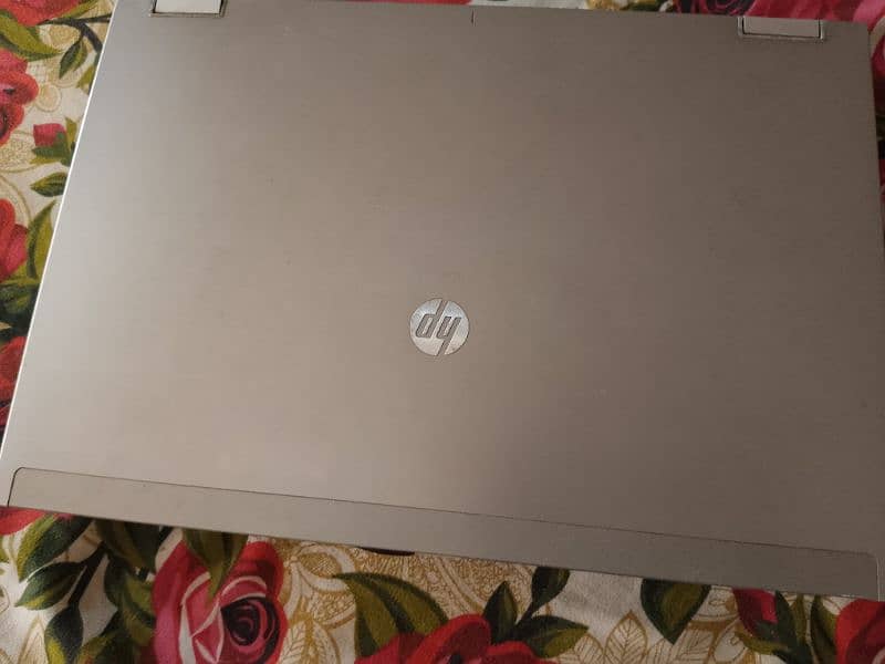 HP 8440p 1