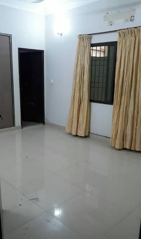 Clifton Block 5, 1600 SqFt, 3 Bed Apartment for Rent. 0