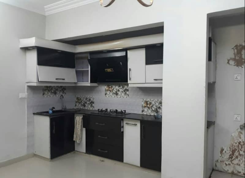 Clifton Block 5, 1600 SqFt, 3 Bed Apartment for Rent. 4