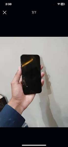 iPhone 11/ 64 GB JV / condition 10/10 battery 83 2