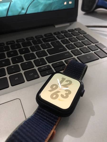 Apple Watch serries 6 Gps 44mm 1