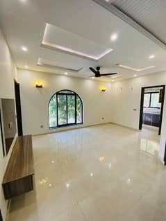 3 YEARS INSTALLMENT PLAN HOUSE NEW LAHROE CITY LAHORE FOR SALE 0