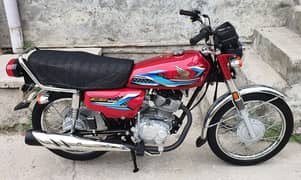 HONDA CG 125 2024 MODEL ONLY 2200 KM USED URJENT SALE