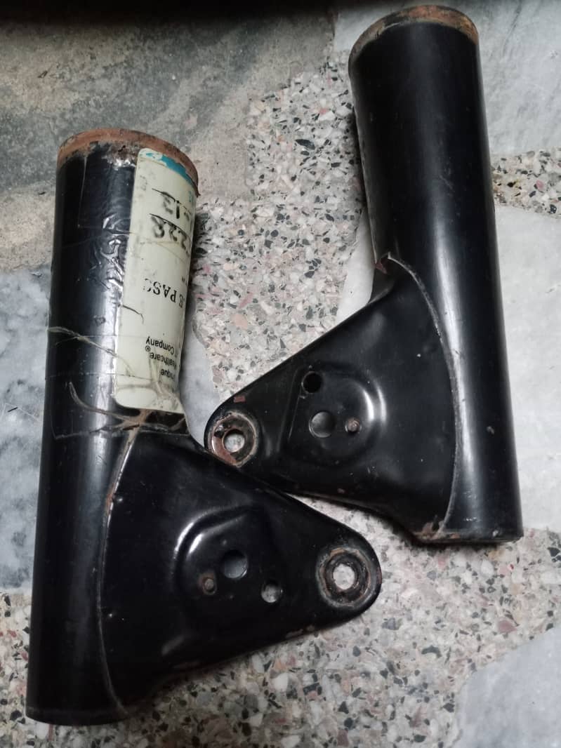 bike tanki - fuel tank for sale and indicator brackets 3