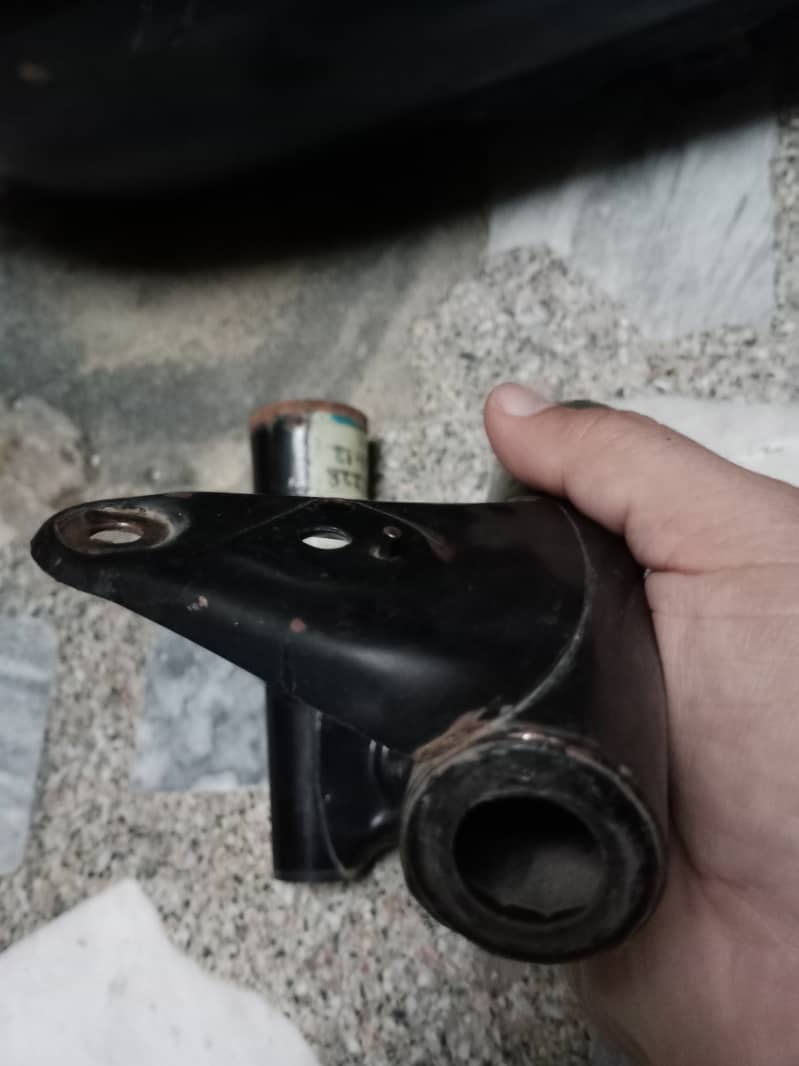 bike tanki - fuel tank for sale and indicator brackets 4