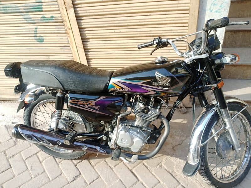 125 original New condition  call no. . .  03116375754 2