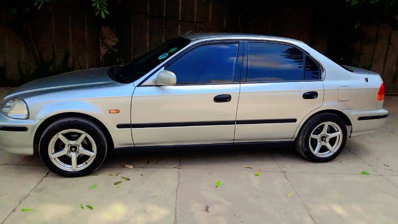 Honda Civic EXi 1998 4