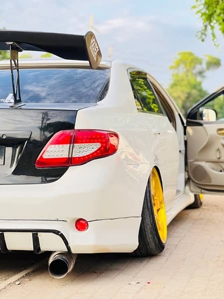 Corolla 2009-2014 Trunk with Spoiler 3