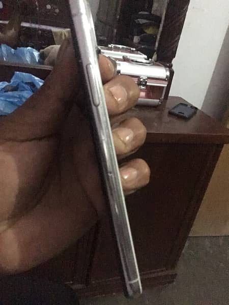 iPhone X 256 Pta approved 3