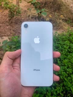 iphone xr non pta 64 gb water pack 10 by 10 condition