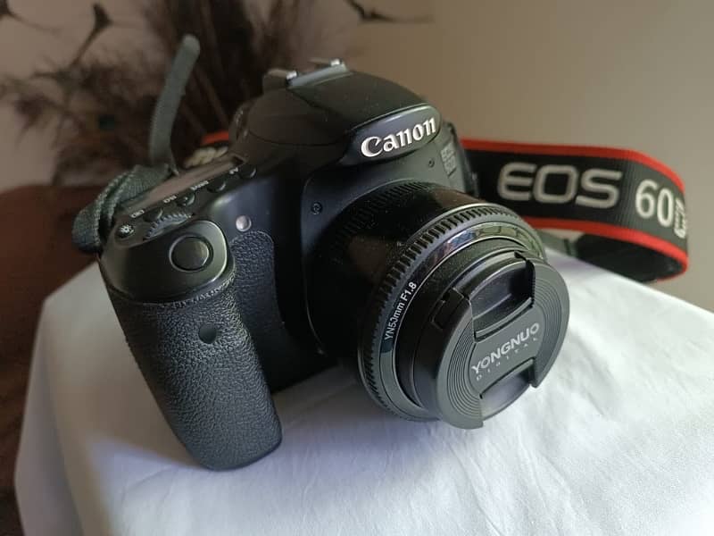 CANON 60D Condition 10/10 with 50MM Yogno Lense 4