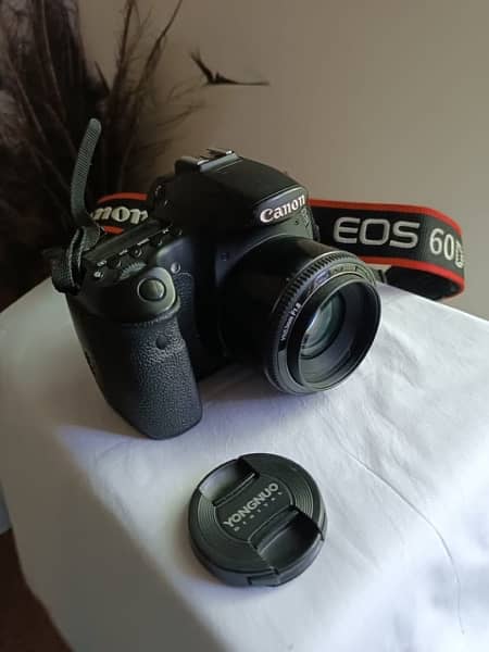 CANON 60D Condition 10/10 with 50MM Yogno Lense 5