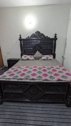 Chinoti Bed set for sale