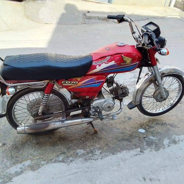 Honda CD70 3