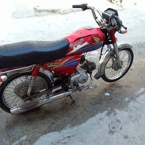 Honda CD70 13