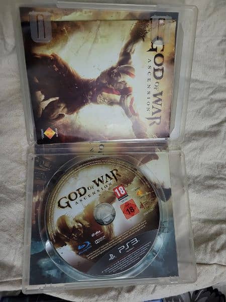 Ps3 Games - God of war 3, God of war Ascension & GTA 5 5