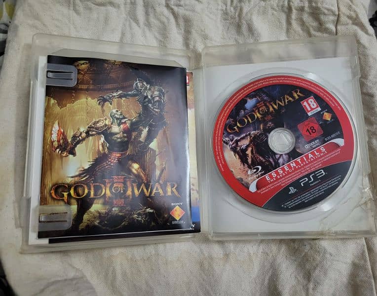 Ps3 Games - God of war 3, God of war Ascension & GTA 5 6