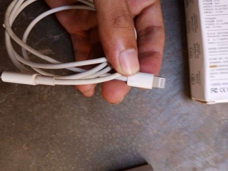 Iphone Charger 20W Almost New 4