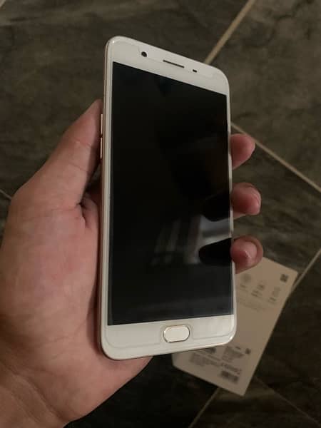 oppoF1s 10/10 condition officially proved 1