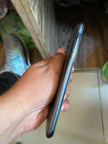 Iphone 11 Pro Max 256 Gb Non Pta Exchange possible with iPhone models 3