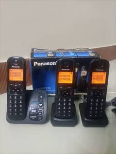 Panasonic three cordless handset