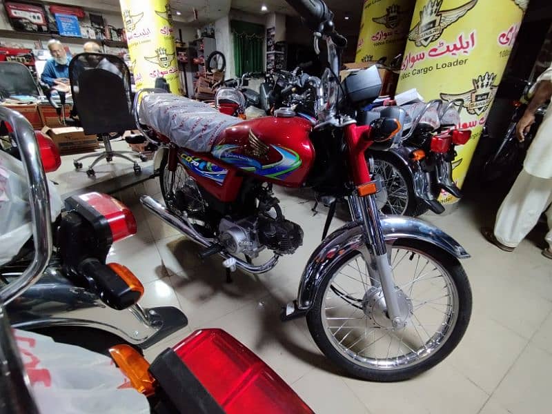 New Honda CD 70 cc - Black Red Blue Colour Available 13