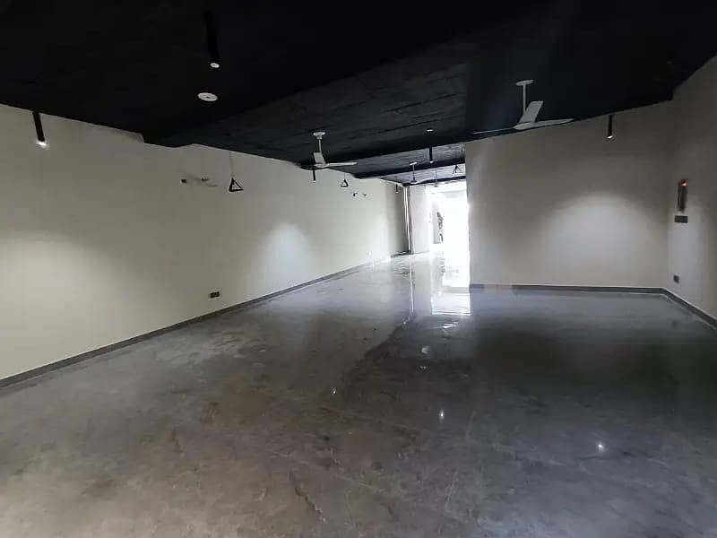 2400 sqft hall available in Johar town 1