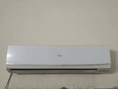 Haier A. c in excellent working condition