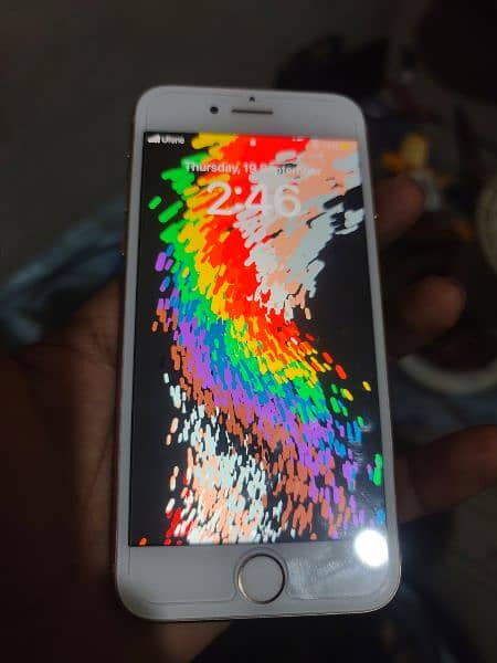 iphone 8 non PTA 64gb 4