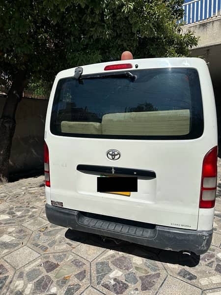 Toyota hiace 6