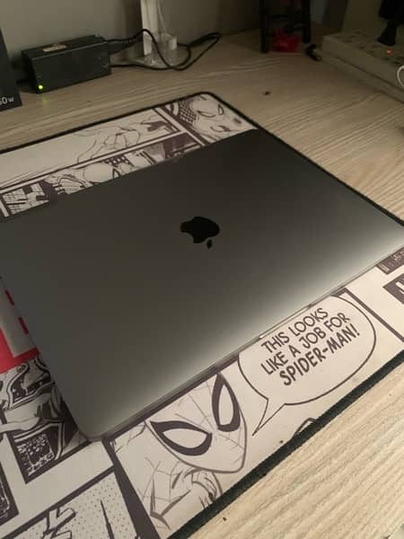 MacBook Pro 2019 13’’ Touchbar 1