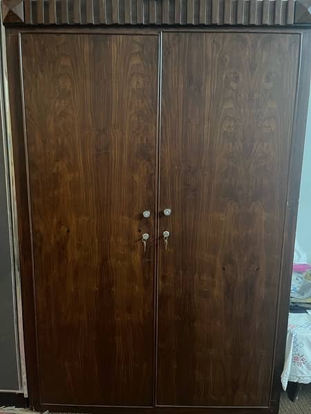 solid wooden wardrobe made up of pure wood 1