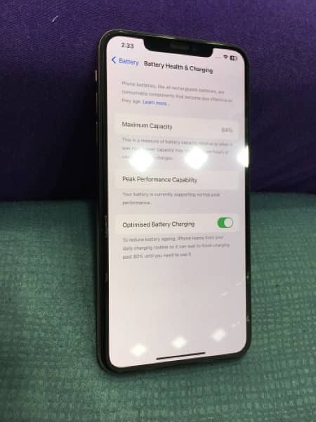 iphone xsmax 84% current health sealed phone 7