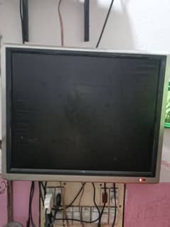 China LCD 17"