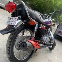 Honda 125 exchange possible with CD 70 23-24 model