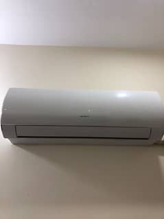 Great Deal: Two Gently Used Air Conditioners for Sale!